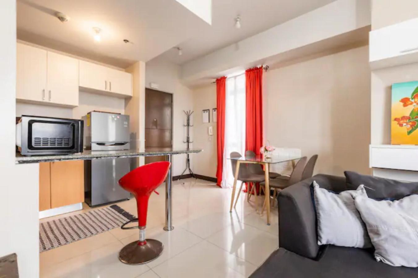 Great View With Balcony In Araneta Center Apartment Манила Екстериор снимка